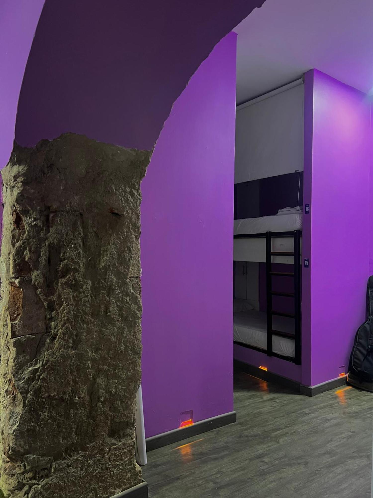 Pensión Seven Nights Hostel Cartagena Cartagena